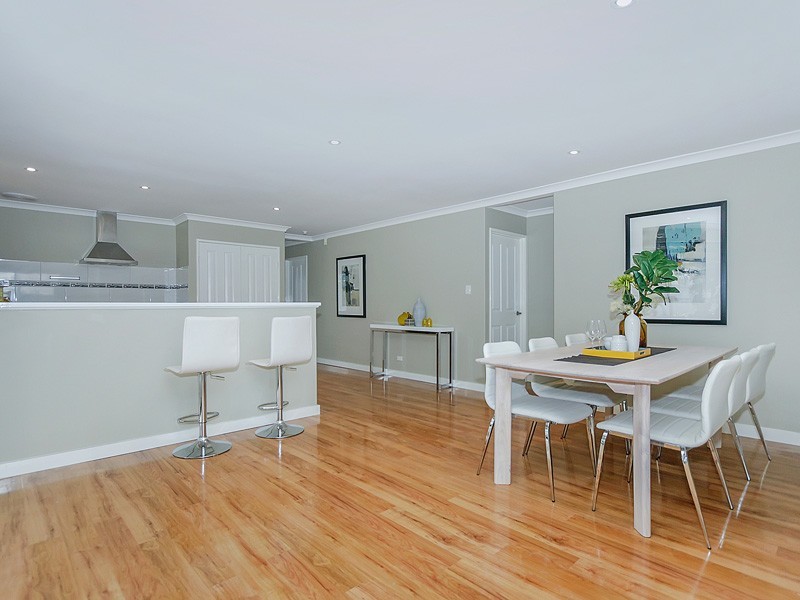 31 Bilya Gardens, Leda WA 6170