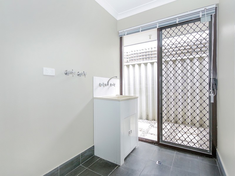 31 Bilya Gardens, Leda WA 6170