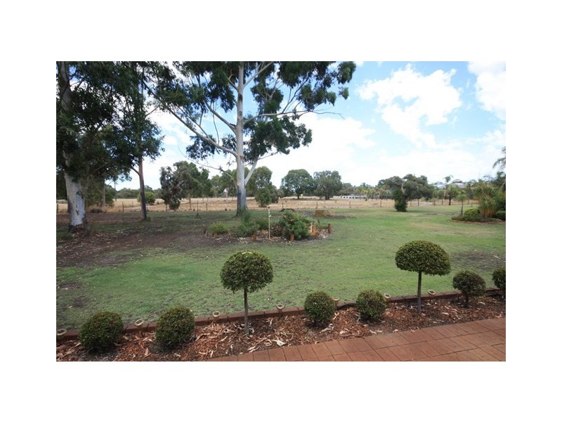 715 Gnangara Road, Lexia WA 6079