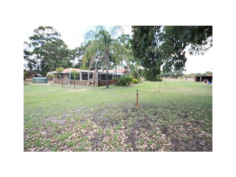 715 Gnangara Road, Lexia WA 6079