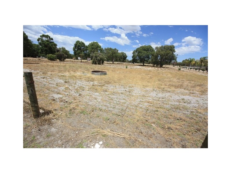 715 Gnangara Road, Lexia WA 6079