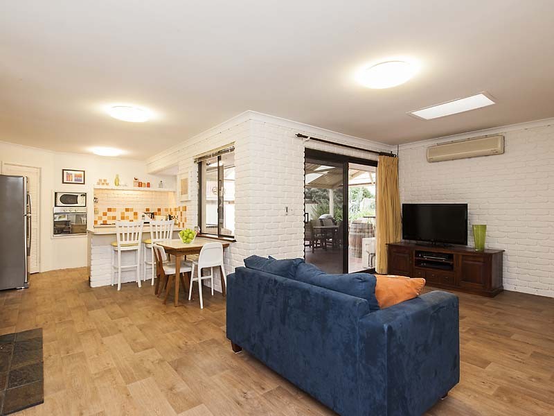 16 Tern Court, Thornlie WA 6108