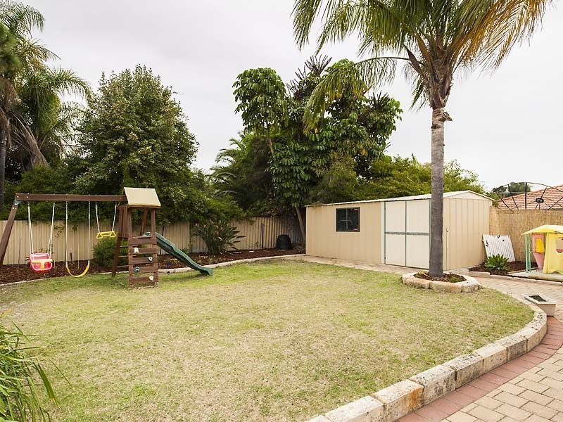 16 Tern Court, Thornlie WA 6108