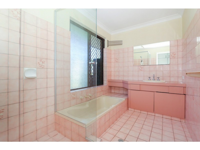 20 Rhine Crescent, Beechboro WA 6063