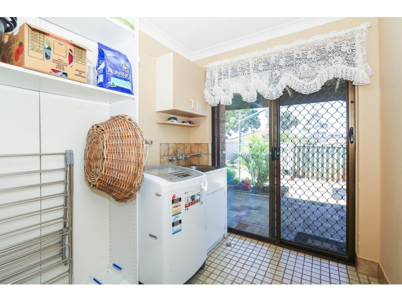 20 Rhine Crescent, Beechboro WA 6063