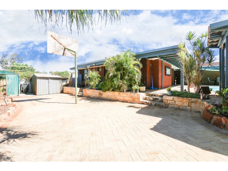 20 Rhine Crescent, Beechboro WA 6063