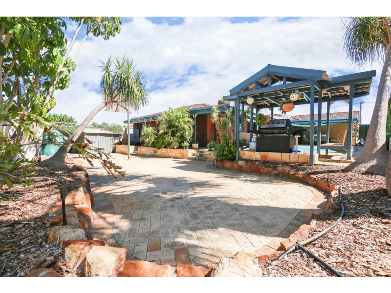 20 Rhine Crescent, Beechboro WA 6063