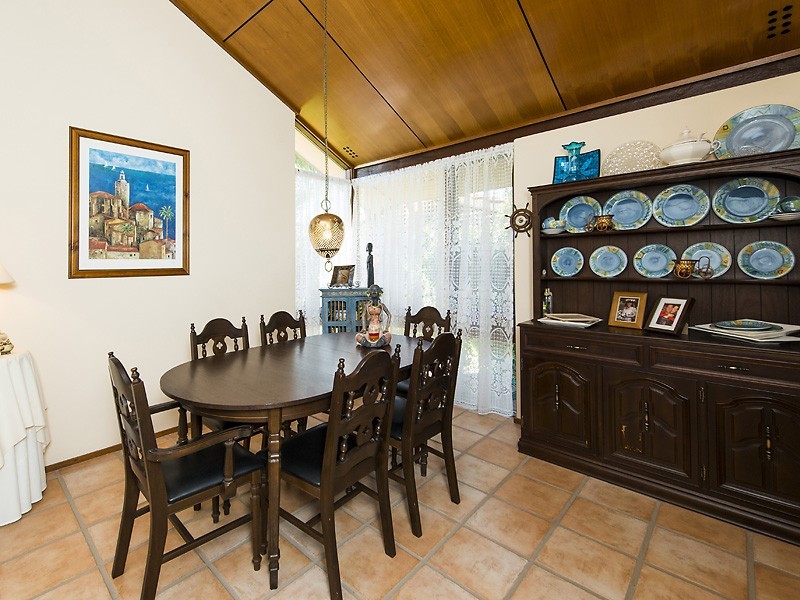 5 Camborne Way, Thornlie WA 6108