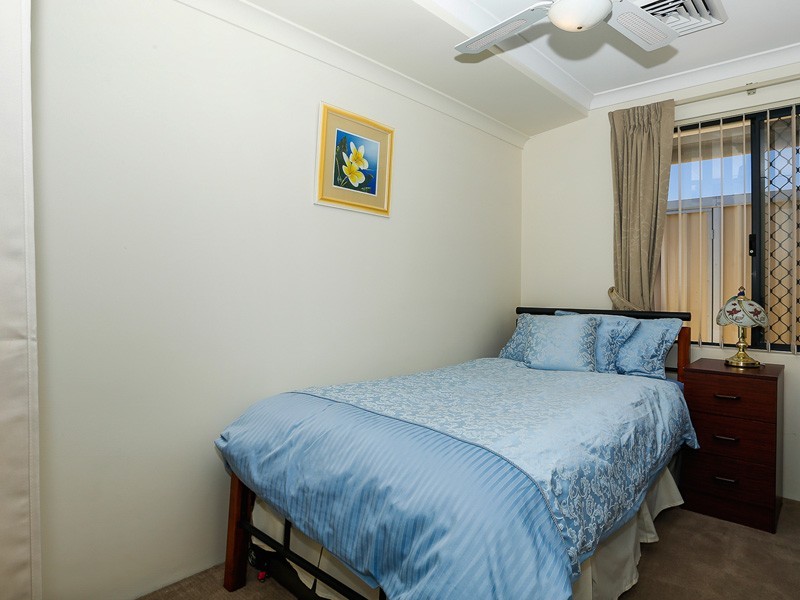 22 St John Road, Wattle Grove WA 6107