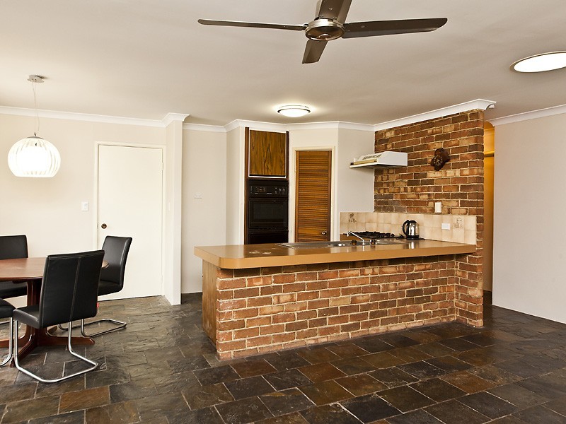 22 Kidman Crt, Thornlie WA 6108