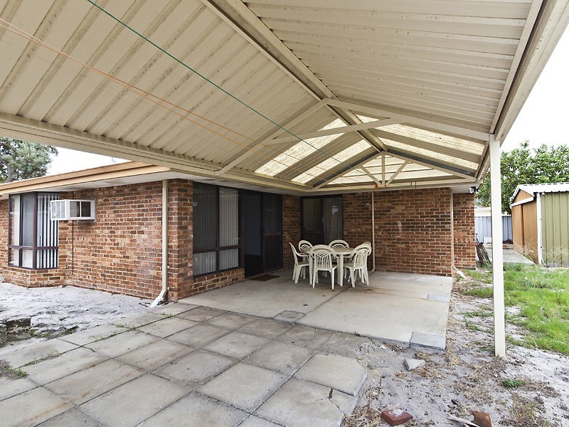 22 Kidman Crt, Thornlie WA 6108