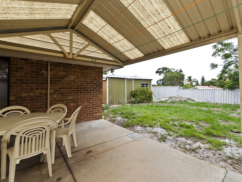 22 Kidman Crt, Thornlie WA 6108