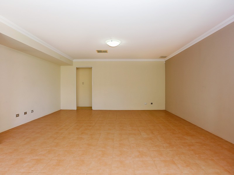 5 Tuross Place, Ridgewood WA 6030