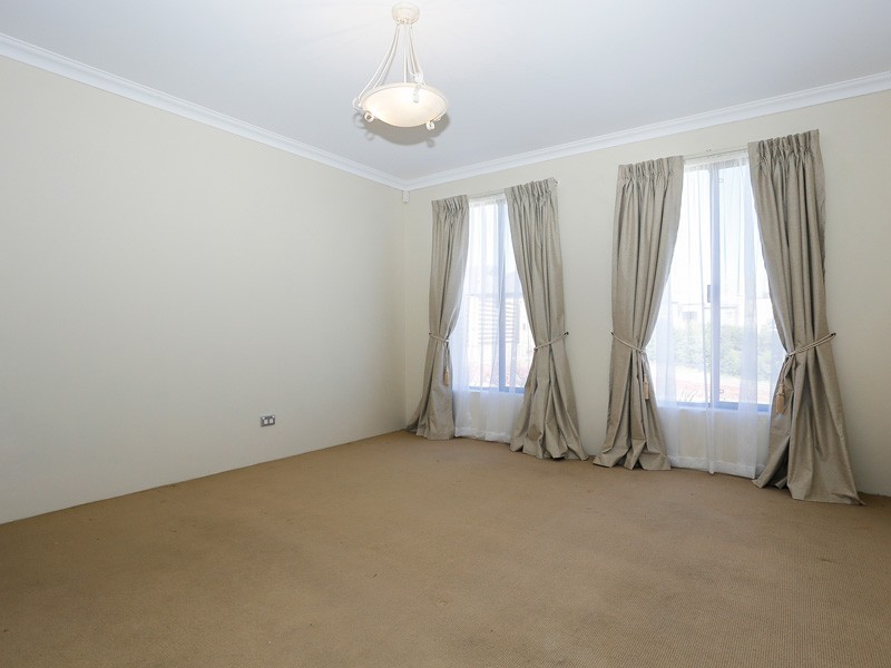 5 Tuross Place, Ridgewood WA 6030