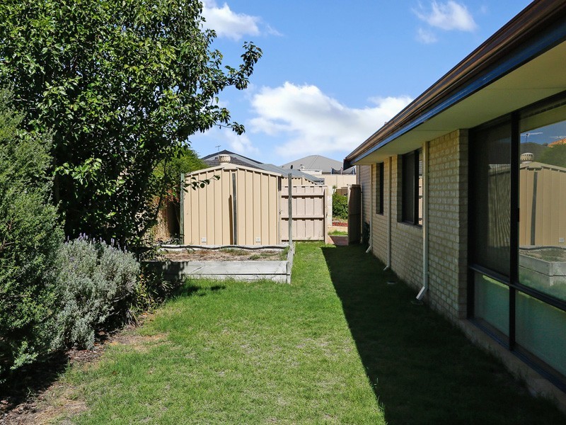 5 Tuross Place, Ridgewood WA 6030