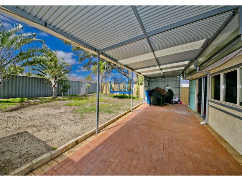 41 Allinson Drive, Girrawheen WA 6064