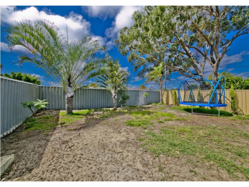 41 Allinson Drive, Girrawheen WA 6064