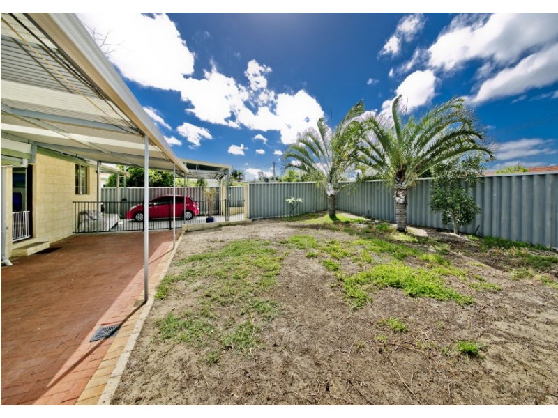 41 Allinson Drive, Girrawheen WA 6064