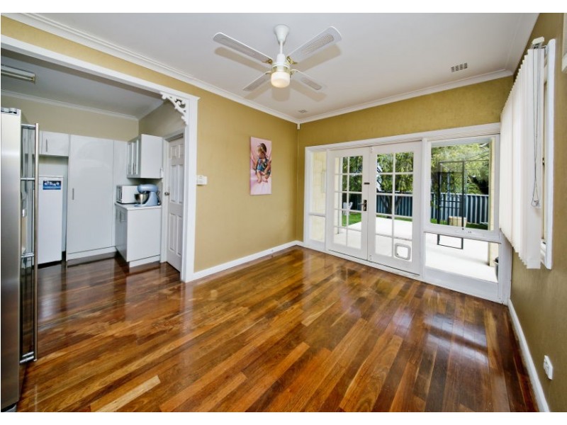 41 Allinson Drive, Girrawheen WA 6064