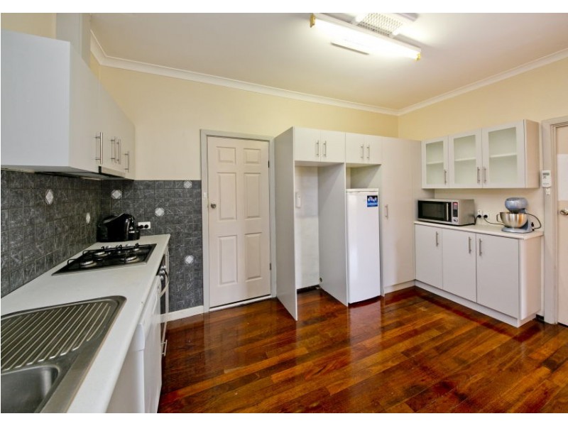 41 Allinson Drive, Girrawheen WA 6064