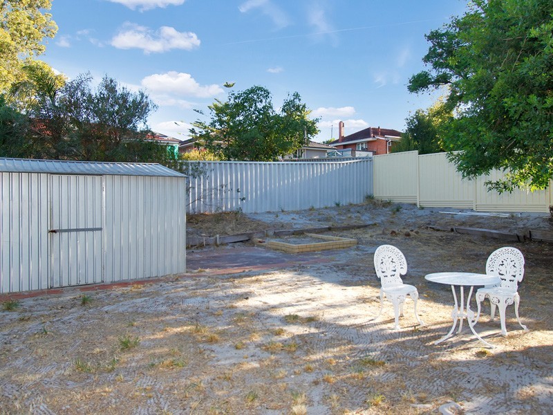 32 Bradshaw Street, Eden Hill WA 6054