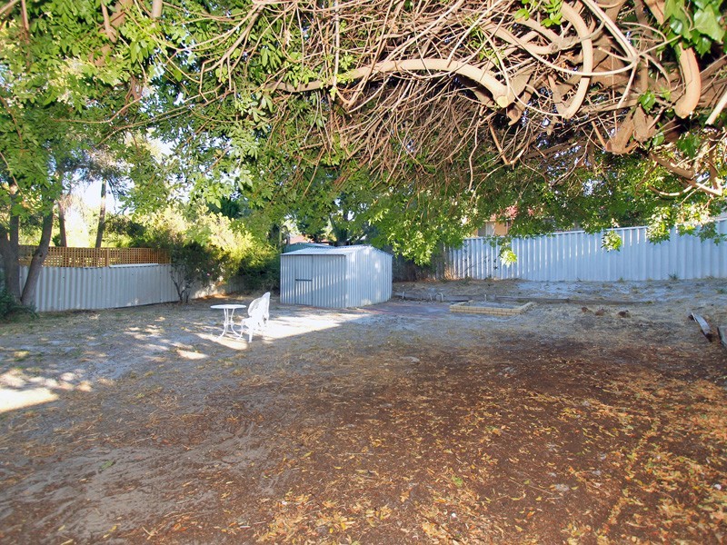 32 Bradshaw Street, Eden Hill WA 6054