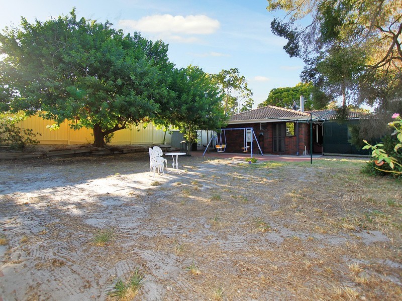 32 Bradshaw Street, Eden Hill WA 6054