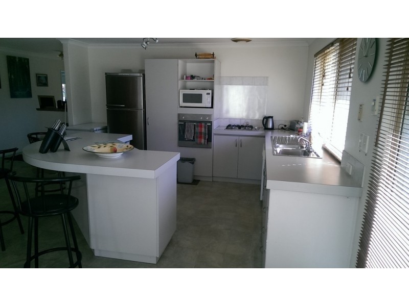 1 Aman Place, Lockridge WA 6054