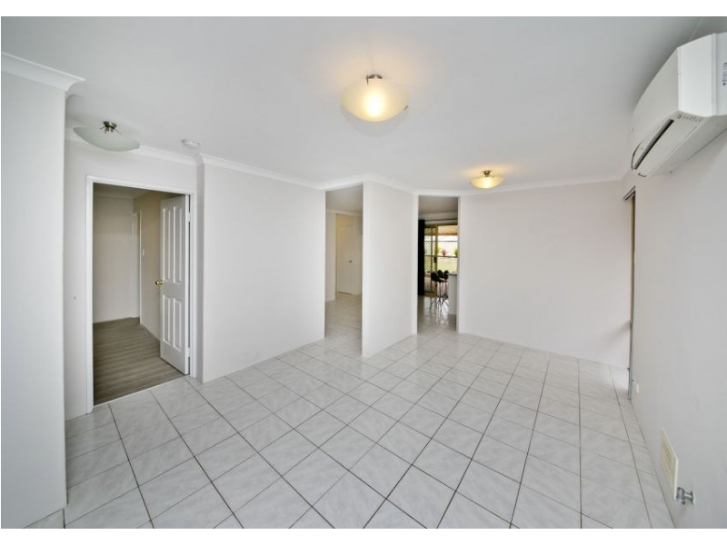 15 Gilroyd Loop, Ballajura WA 6066