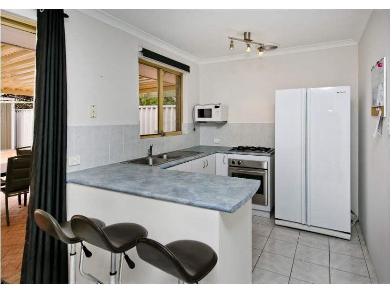 15 Gilroyd Loop, Ballajura WA 6066