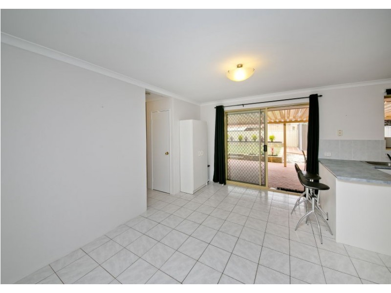 15 Gilroyd Loop, Ballajura WA 6066