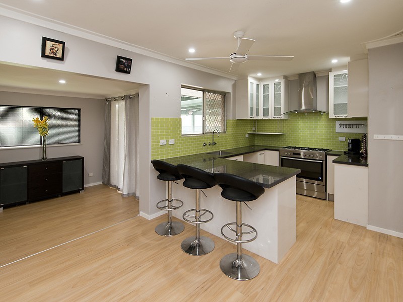 73 Berehaven Ave, Thornlie WA 6108
