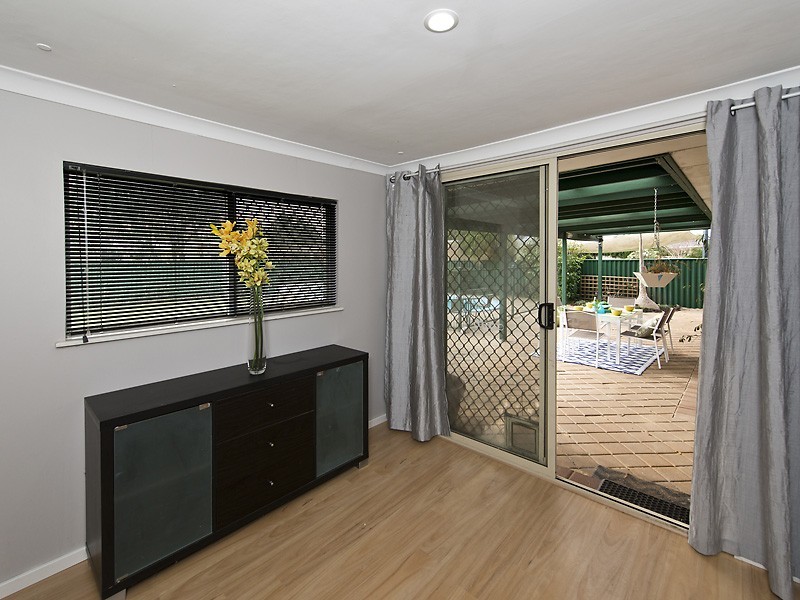 73 Berehaven Ave, Thornlie WA 6108