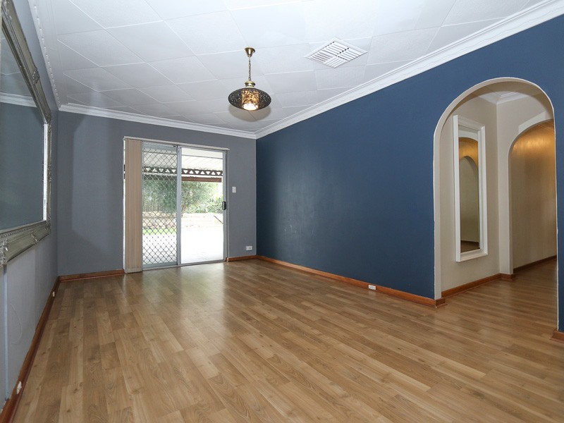 33A Bradshaw Street, Eden Hill WA 6054