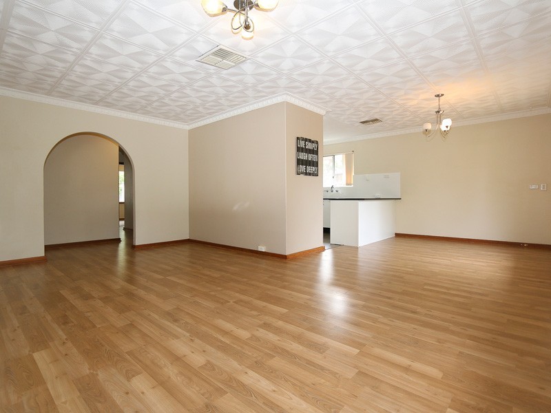 33A Bradshaw Street, Eden Hill WA 6054