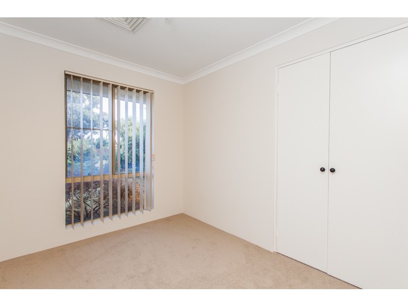 11 Shamrock Way, Huntingdale WA 6110