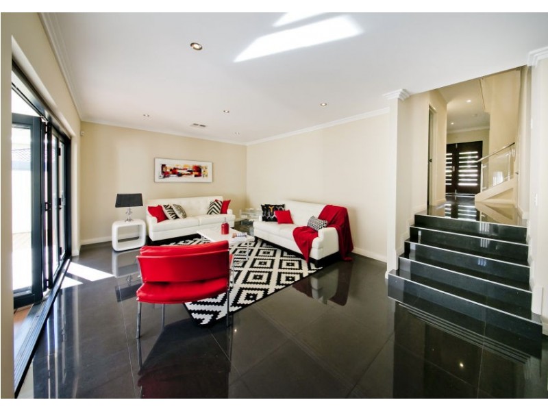 43 Tresise Street, Carine WA 6020