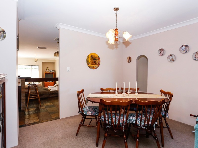 15 Blockley Way, Bassendean WA 6054