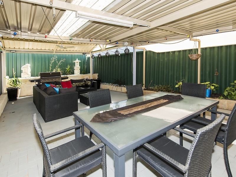 93 Lauterbach Drive, Gosnells WA 6110