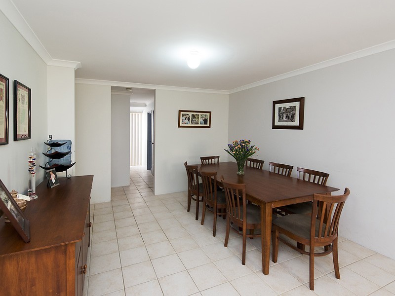 93 Lauterbach Drive, Gosnells WA 6110