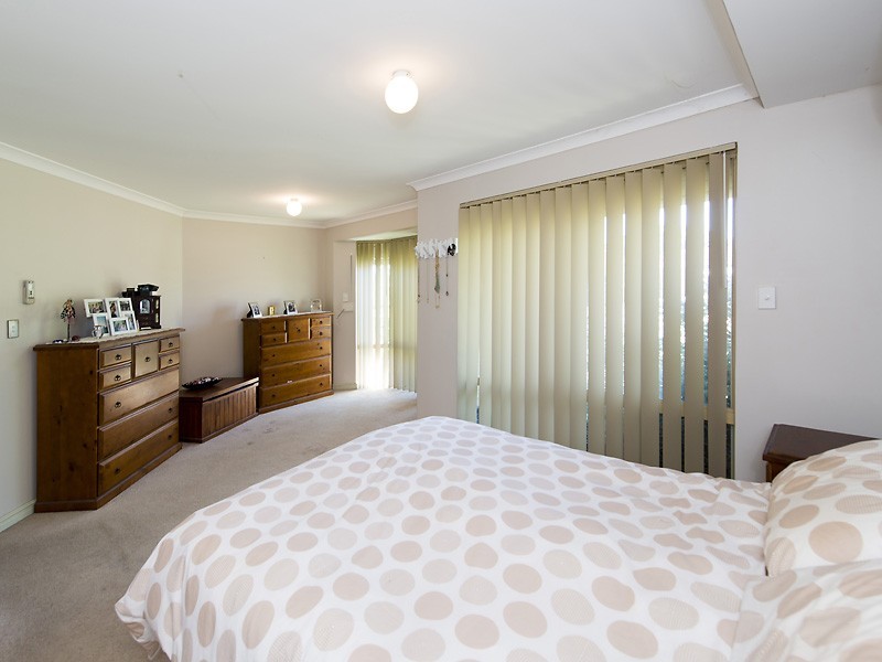 93 Lauterbach Drive, Gosnells WA 6110