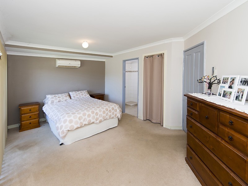 93 Lauterbach Drive, Gosnells WA 6110