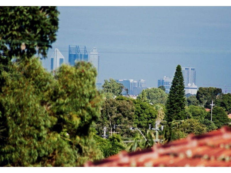 34B Esther Street, Eden Hill WA 6054