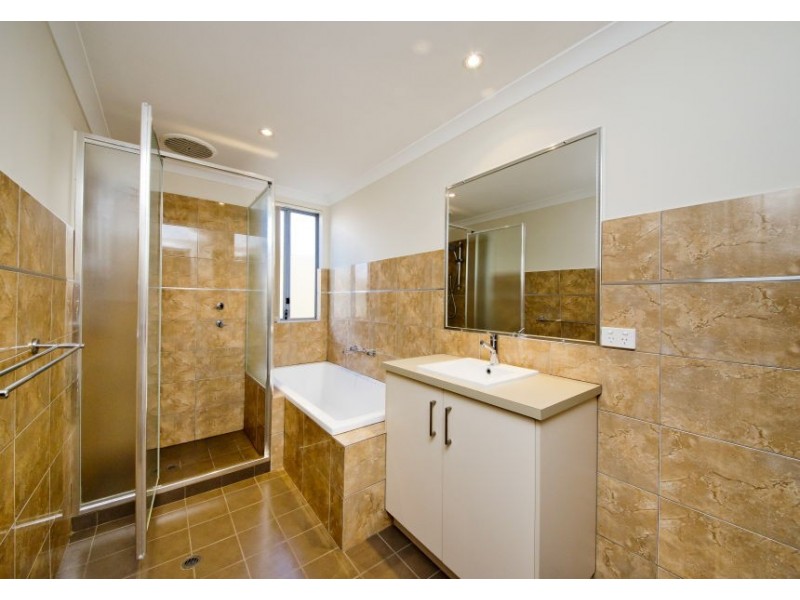 34B Esther Street, Eden Hill WA 6054