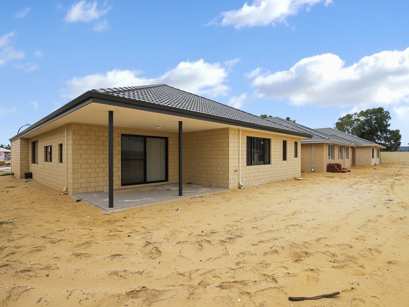 100 Fennell Crescent, Wattle Grove WA 6107