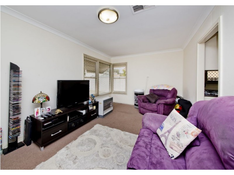 51 Sturtridge Road, Lockridge WA 6054