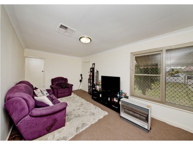 51 Sturtridge Road, Lockridge WA 6054