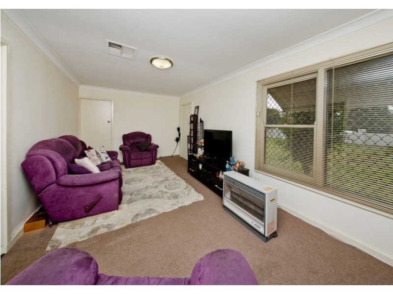 51 Sturtridge Road, Lockridge WA 6054