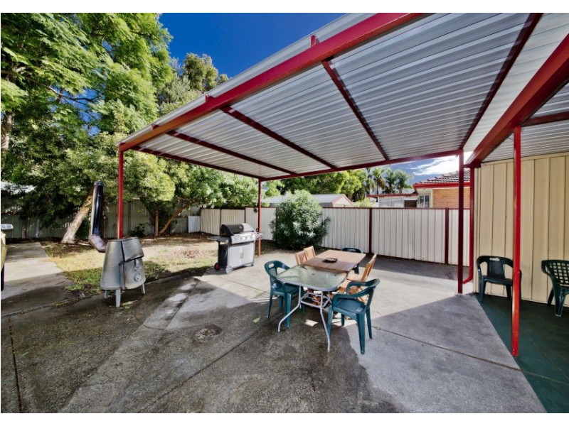 51 Sturtridge Road, Lockridge WA 6054