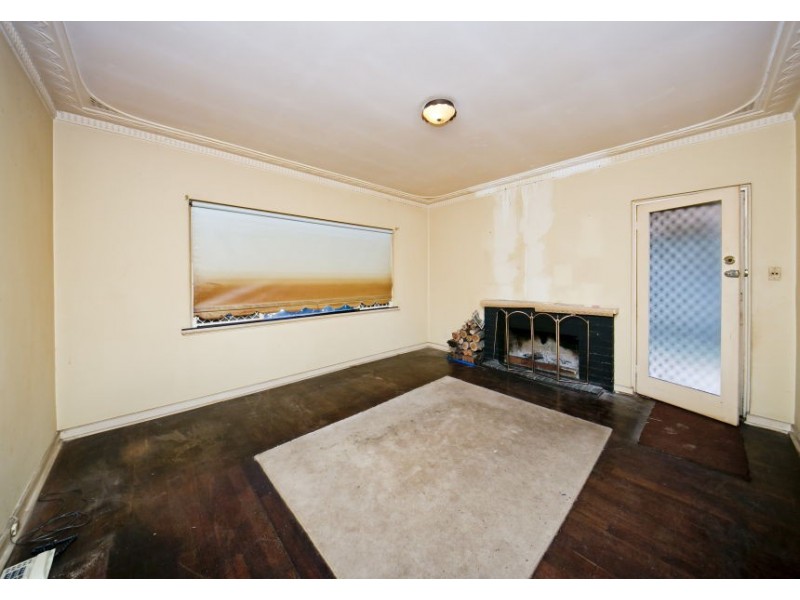 23 Henrietta Street, Bayswater WA 6053